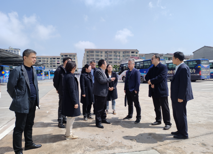 撫州長運:股份機務技術(shù)部指導“純電動車駕駛員職業(yè)技能競賽”準備工作