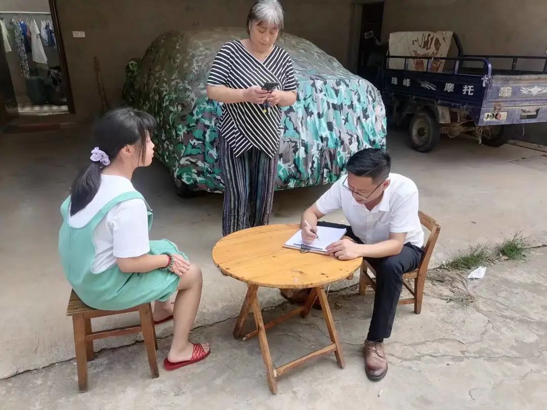 九江長運:下鄉(xiāng)辦卡 服務上門