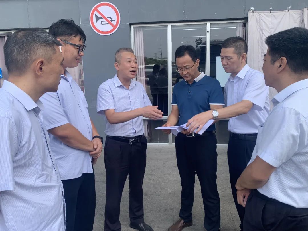 穆孫祥一行深入徐坊客運(yùn)站、城際公交車輛保障中心建設(shè)施工現(xiàn)場檢查“中秋、國慶”安全生產(chǎn)工作