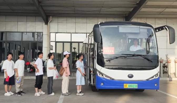 撫州長運:全力護(hù)航高校新生入學(xué)